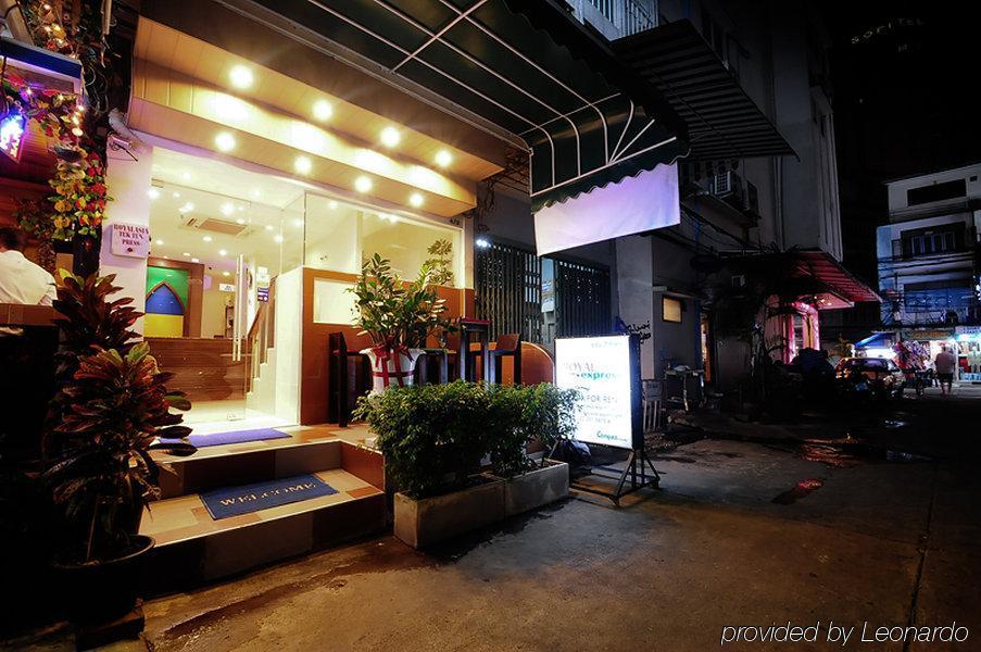 Royal Express Inn Bangkok Exterior photo