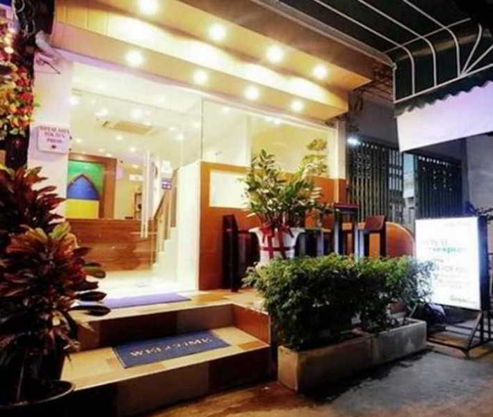 Royal Express Inn Bangkok Exterior photo